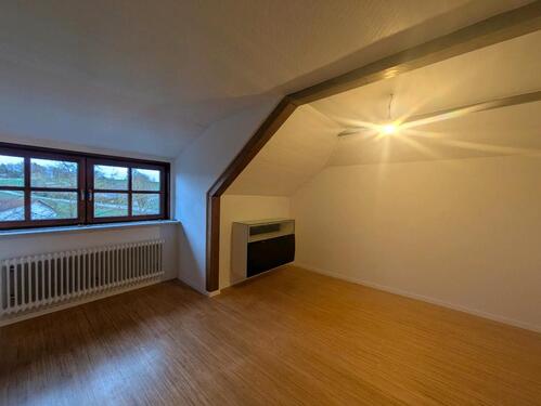 Foto - 2 Zimmer Dachgeschoßwohnung in Geisenhausen