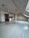 Foto - DG-Wohnung - 600,00 EUR Kaltmiete,