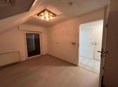 Foto - 2 Zimmer DG Wohnung zu vermieten (Filderstadt)