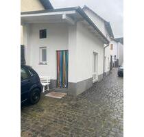 Haus mit Anbau und eine ScheuneWerkstatt - Reiskirchen