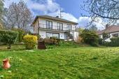 Foto - FREESTANDING HOUSE! 6-room, 5-bed, 3.5-bath, double garage and outdoor sauna *dogs allowed*
