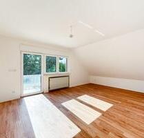 Sanierte und helle 3-Zimmer-Dachgeschosswohnung in Groß-Zimmern