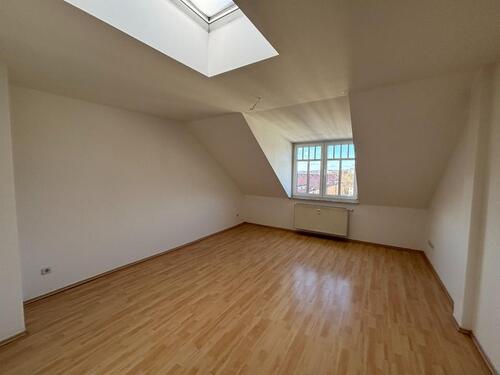Foto - 3 Zimmer Dachgeschoßwohnung zur Miete in Gera