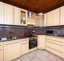 Charmantes Apartment mit Parkett und Mamorboden in Friedberg - Friedberg (Hessen)