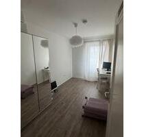Nachmieter ab 01.11. 2 Zimmer + Südbalkon + Parkplatz - Bielefeld
