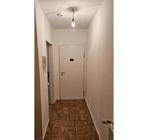 Wohnung - 2 ZKB in Trier Süd Heiligkreuz zu vermieten