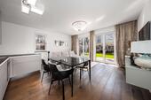 Foto - Barrierefreie Neubau-Wohnung mit 2 Terrassen, privatem großzügigem Garten & hochwertiger Einbauküche