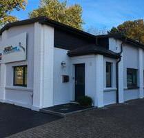 Varel: 138 m² BüroGewerbe mit Küche & Parken – 759 €