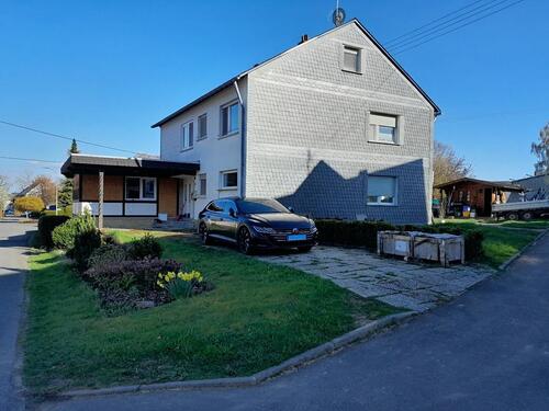 Foto - Wohnhaus, genehmigte Pferdehaltung, Weiden, Reitplatznutzung