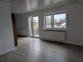 Foto - Helle 3-Zimmer Dachgeschosswohnung mit Balkon in Gröningen (Ortsr
