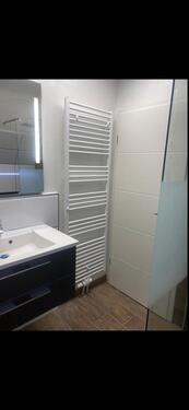 Foto - 2ZKB Im Dachgeschoss OHNE EBK in VK ZU VERMIETEN