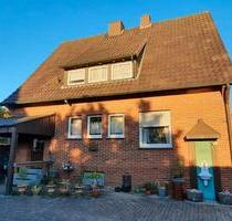 Einfamilienhaus freistehend, auch 2 Wohneinheiten möglich. - Ochtrup