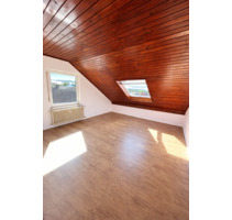 2-Zimmer-Dachgeschosswohnung mit Stellplatz in Donzdorf