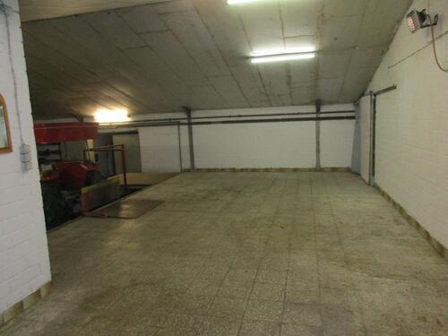 Foto - Kleine Lagerhalle im Außenbereich von Borken, zwischen Borken, Burlo und Weseke gelegen.