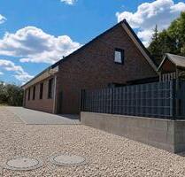 Zweifamilienhaus Baujahr 2018 - 470.000,00&nbsp;EUR Kaufpreis, ca.&nbsp; 150,00&nbsp;m&sup2; in Rötgesbüttel (PLZ: 38531)