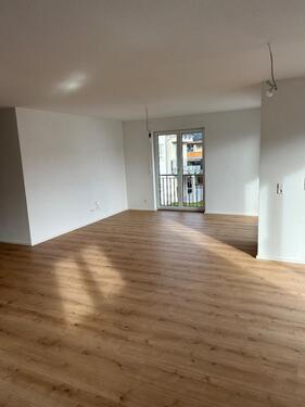 Foto - Sonnige 2,5 Zimmerwohnung,1. OG,