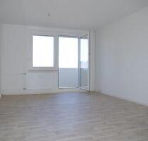 2-Raum-Wohnung mit Balkon in ruhiger Lage - Saalfeld (Saale)