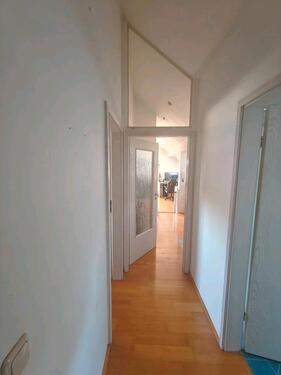 Foto - Helle Dachgeschosswohnung in IhrlersteinKelheim ab 01.08.2026