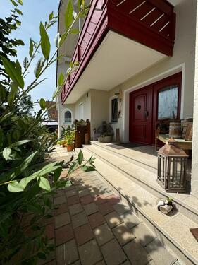 Foto - Freistehendes Haus mit Garten und Pool Provisionsfrei