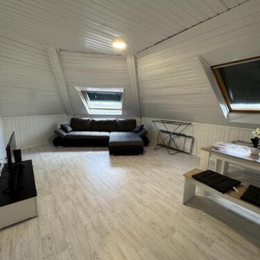 Foto - 6 Zimmer Dachgeschoßwohnung zur Miete in Ludwigshafen am Rhein