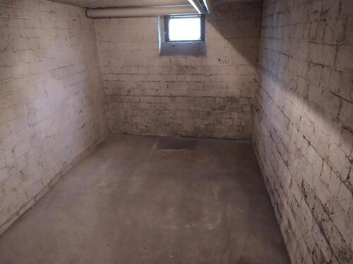 Foto - Keller Kellerraum Lager Lagerraum Abstellraum