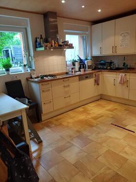 Foto - Helle Soutterain Wohnung mit eigenem Garten