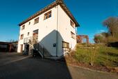 Foto - Zweifamilienwohnhaus mit Garten