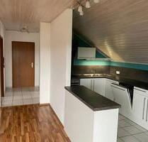 Hübsche 2-Zimmer-Wohnung mit EBK, in Crailsheim - Altenmünster