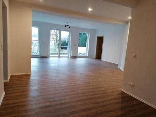 Foto - 4-Raum 100 qm- Wohnung Ruhner Berge Marnitz