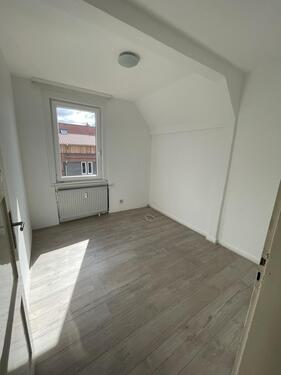 Foto - 4 Zimmer Dachgeschosswohnung mit Einbauküche