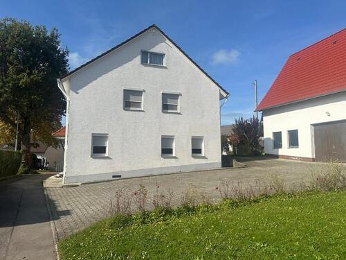 Foto - Einfamilienhaus zur Miete - 1.000,00 EUR Kaltmiete,