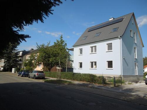 Foto - Erdgeschosswohnung mit modernem Design und Garten
