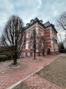 Foto - ! 1-Zimmer-Wohnung (ca. 36 m2) mit großzügiger Außenterrasse !