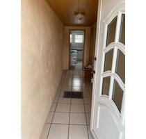 Dachgeschoss Wohnung 2 ZKB - 650,00&nbsp;EUR Kaltmiete, ca.&nbsp; 50,00&nbsp;m&sup2; in Schmelz (PLZ: 66839)