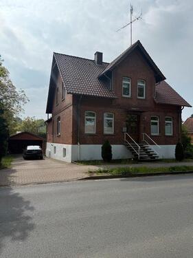 Foto - Haus mit Baupotenzial in der Zentrallager