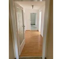 Renovierte 2 Zimmer Wohnung in Mainnähe - Kelsterbach