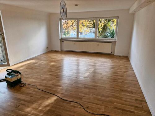 Foto - 3-Zimmer- Wohnung - 550,00 EUR Kaltmiete,