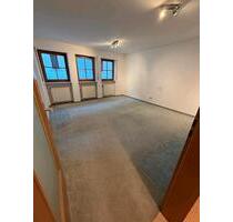 Schöne geräumige 2,5 Zimmer Wohnung mit Balkon in der Fußgängerzo - Horb am Neckar