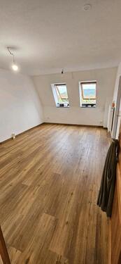 Foto - Helle, sanierte 3-Raum-DG-Wohnung in Hildburghausen mit Küche