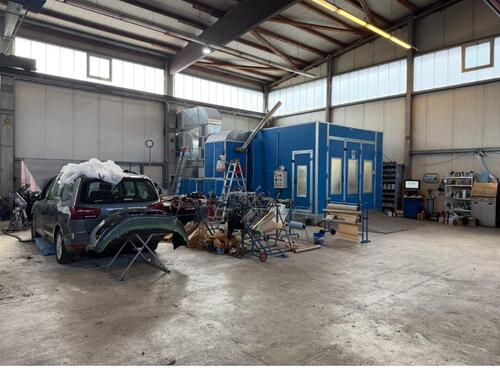 Foto - Lackiererei zur Vermietung – inklusive Inventar