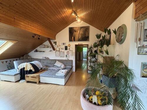 Foto - Helle 3,5 Zimmer Dachgeschoss-Wohnung in Kraichtal