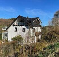 Zweifamilienhaus mit Einliegerwohnung im Keller - Olpe