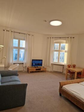 Foto - Möbliertes 1-Zimmer Apartment 33 qm U- bahn Hermannplatz Befrist