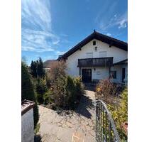 Großes Einfamilienhaus mit Anbauten, Garten, Nebengebäude, Bach - Ruhstorf an der Rott