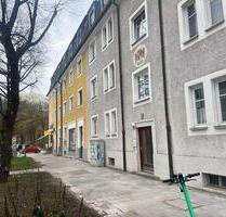 Charmante 2 - Zimmer Altbau-Wohnung Nähe Olympiapark - München Am Riesenfeld
