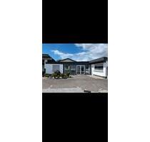 Modernes IT-Büro (139m²) mit Logistik-Halle & Top-Netzwerk - Allendorf (Lumda)