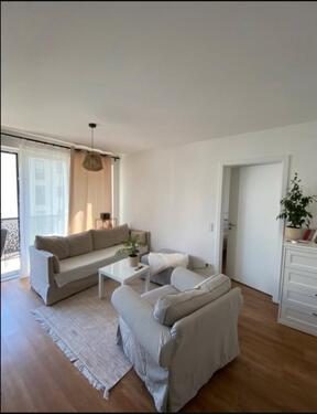 Foto - Helle 2-Zimmer-Wohnung mit Balkon (befristet) (56 qm)