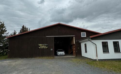 Foto - Halle mit Büroräumen - 1.699,00&nbsp;EUR Kaltmiete, ca.&nbsp; 500,00&nbsp;m&sup2;