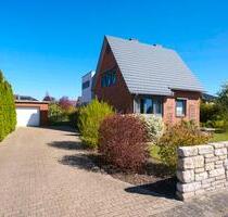 Modernes EFH mit großem Garten - Haus von privat - Adendorf