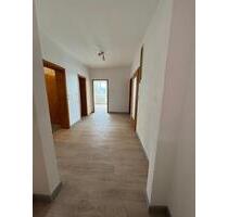 Helle 3-Zi-Wohnung 85m² mit Balkon & Garage in Waidhaus